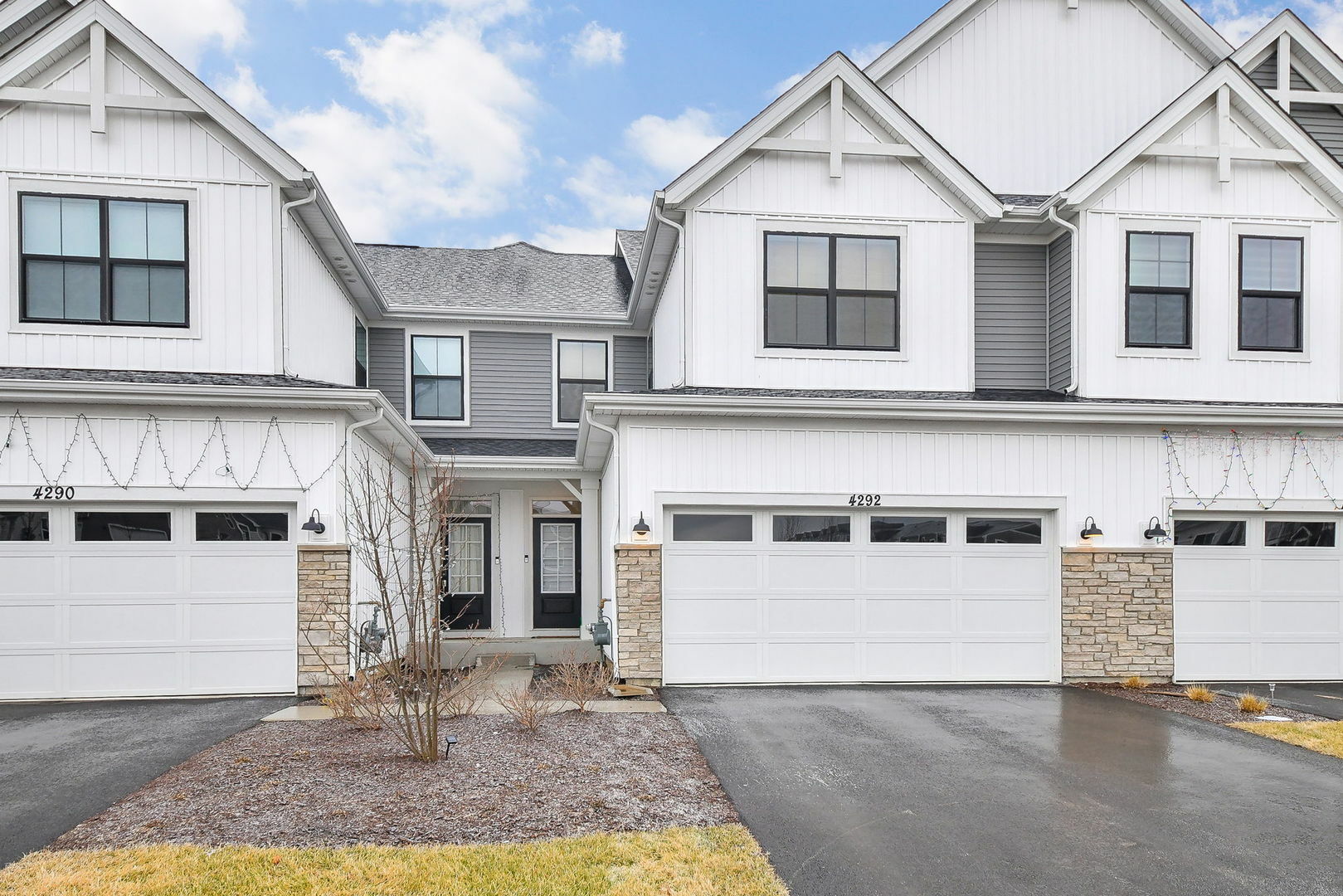 Property Photo:  4292 Chelsea Manor Circle  IL 60504 