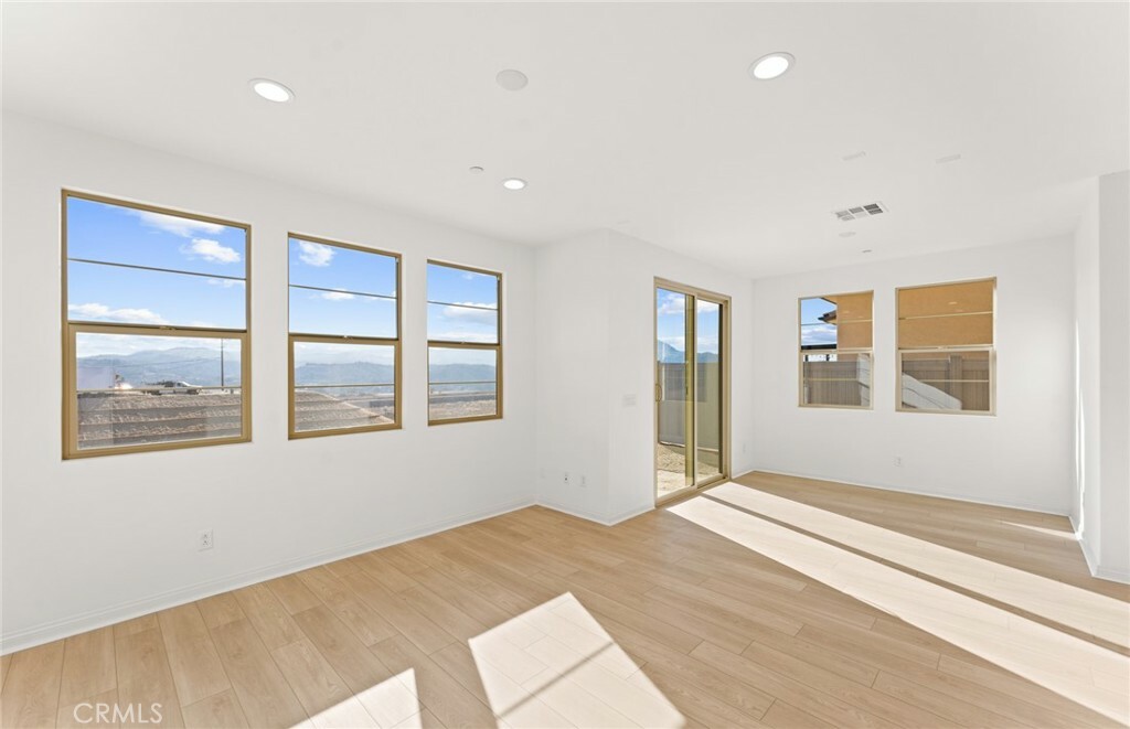 Property Photo: 851 Cornelia Way CA 92694