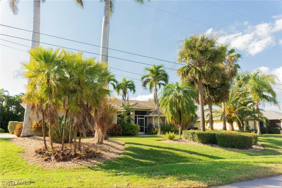 Property Photo:  3354 SE 18th Avenue  FL 33904 