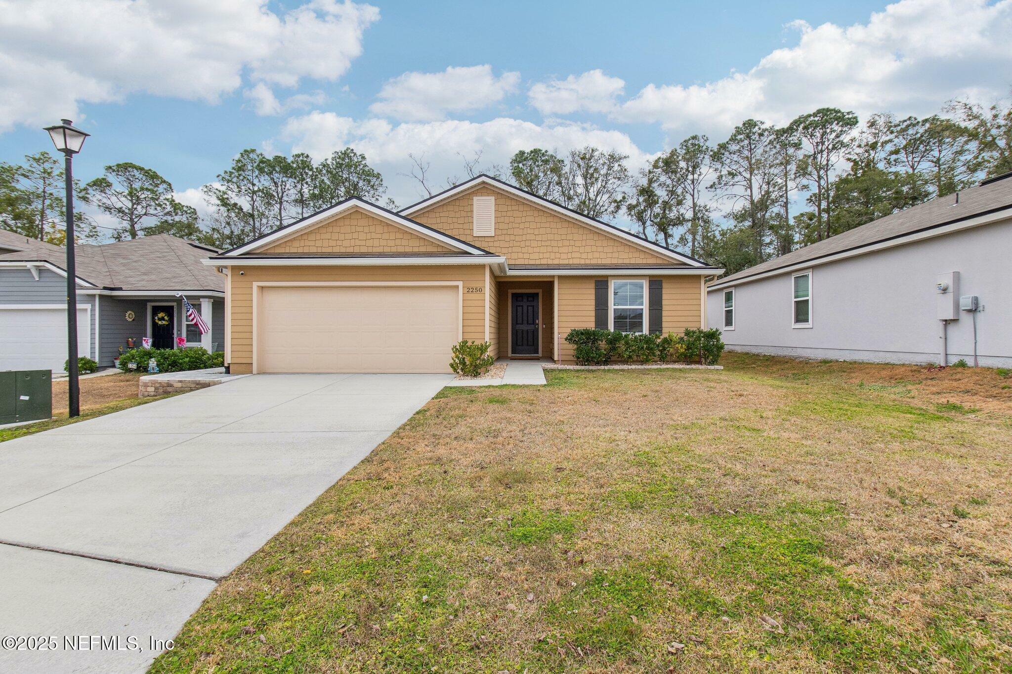 Property Photo: 2250 Willow Springs Drive FL 32043
