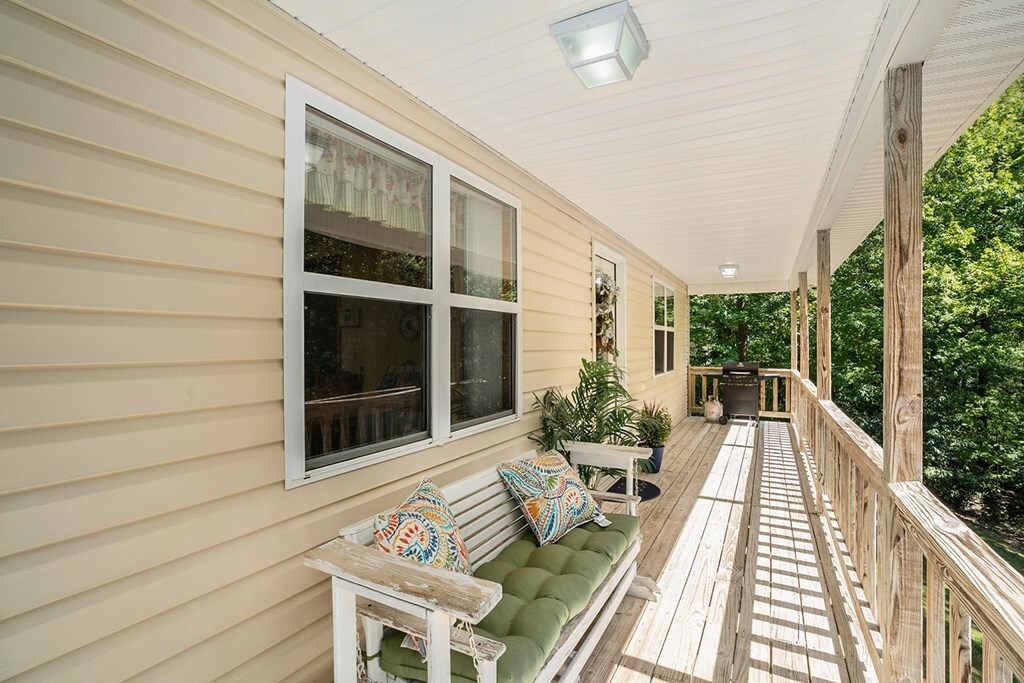 Property Photo:  1700 Greenfield Road  GA 30536 