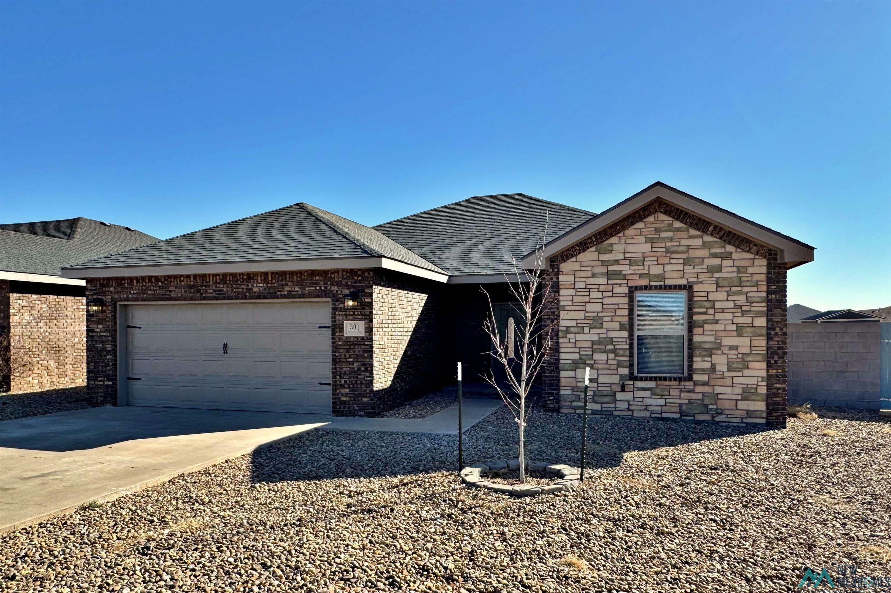 Property Photo: 301 Almond Tree Lane NM 88101