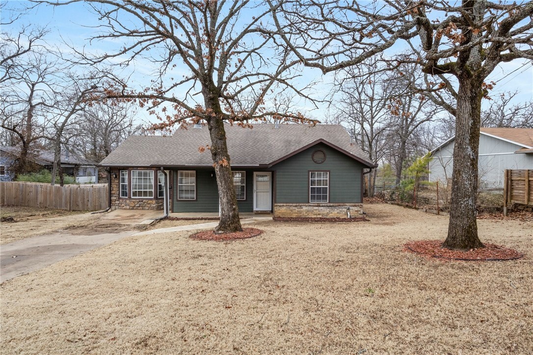 Property Photo:  15 Holland Drive  AR 72730 