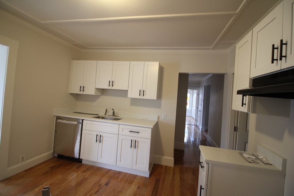 Property Photo:  62 Chambers Street 1  MA 01852 