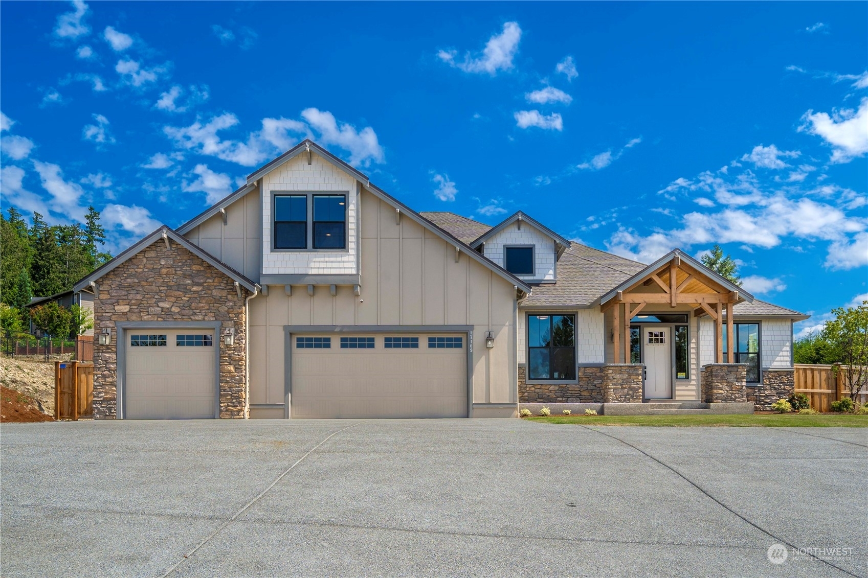 Property Photo: 25612 64th Avenue Ct E 1 WA 98338