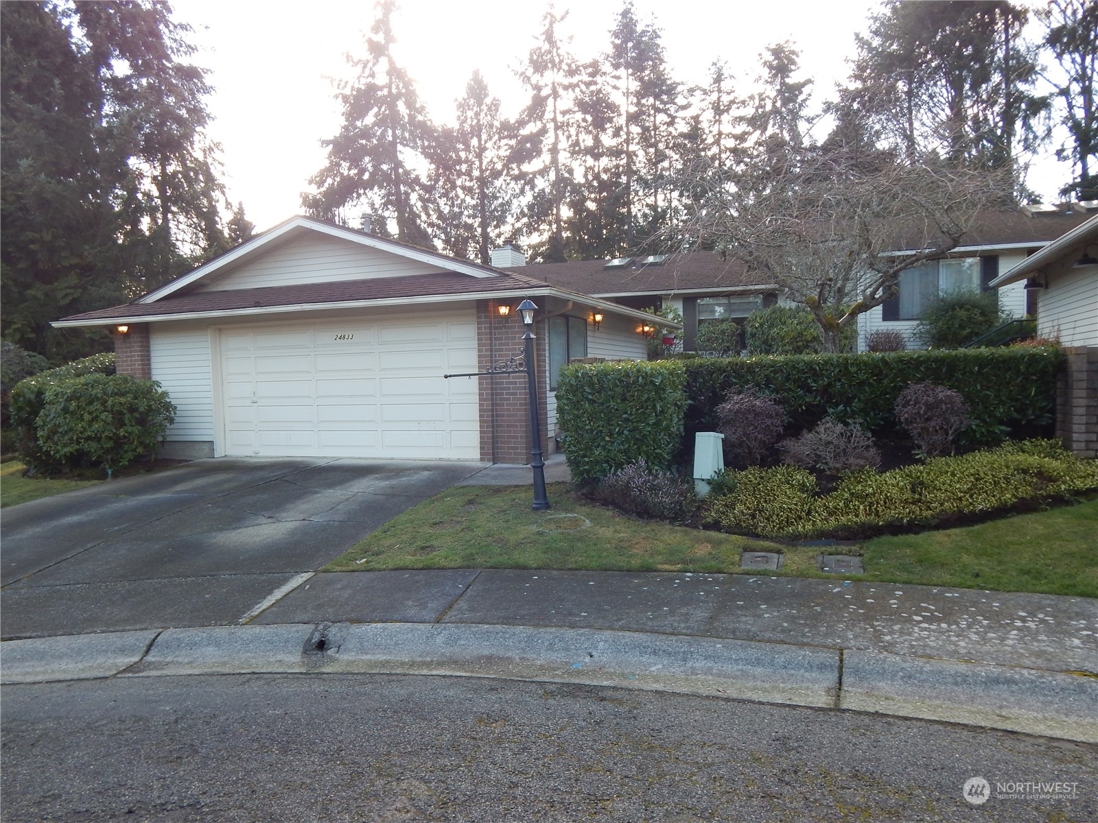 Property Photo:  24833  9th Place S  WA 98198 