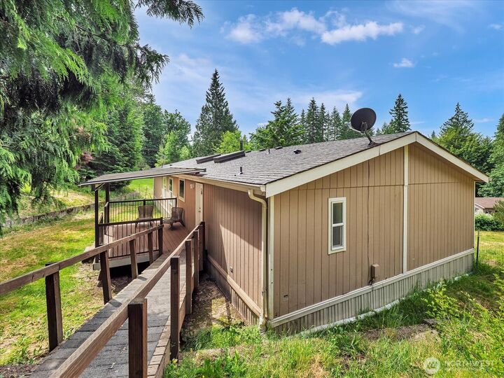 Property Photo: 10429 Grandview Road WA 98223