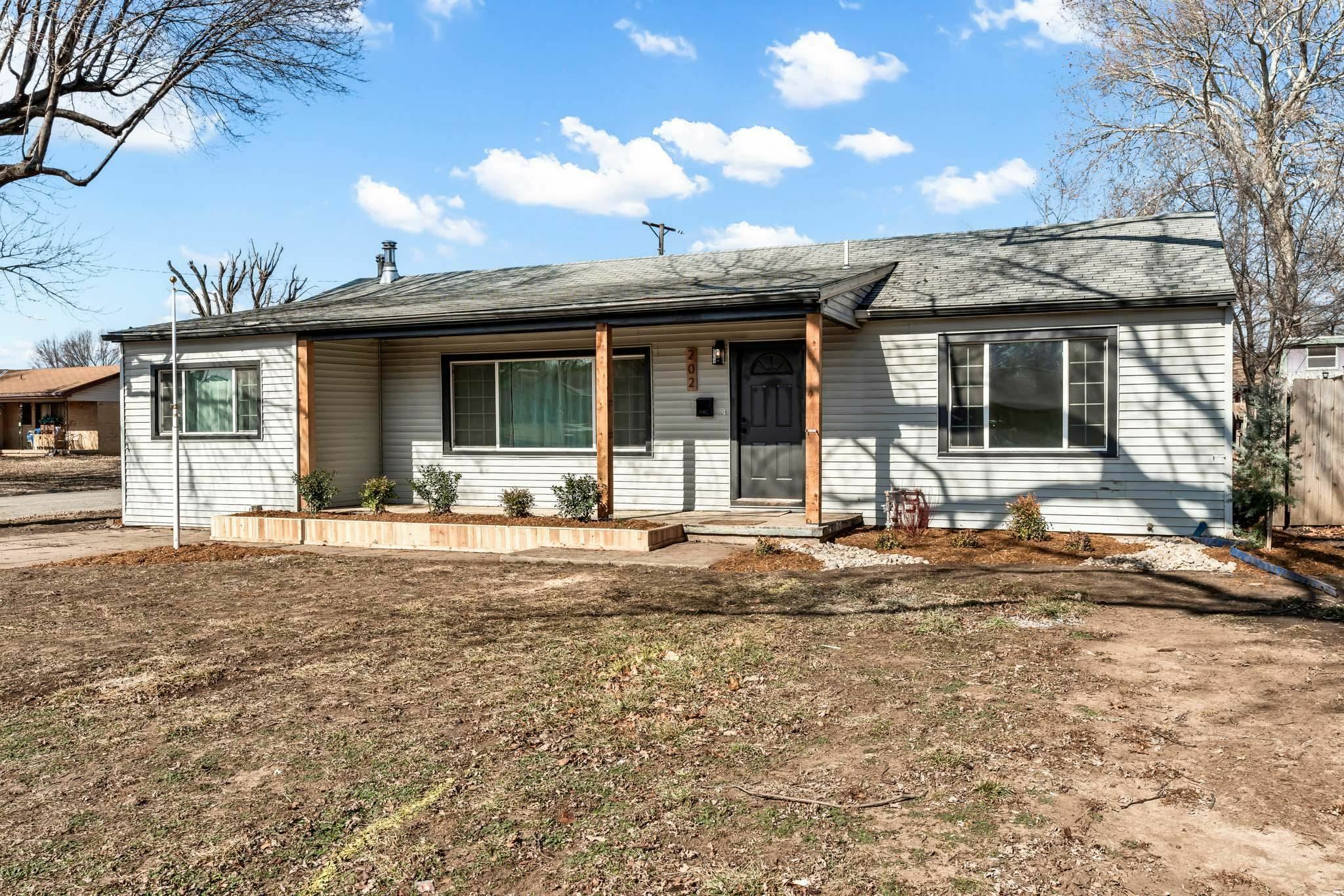 Property Photo:  202 Martha Ave  KS 67110-1467 