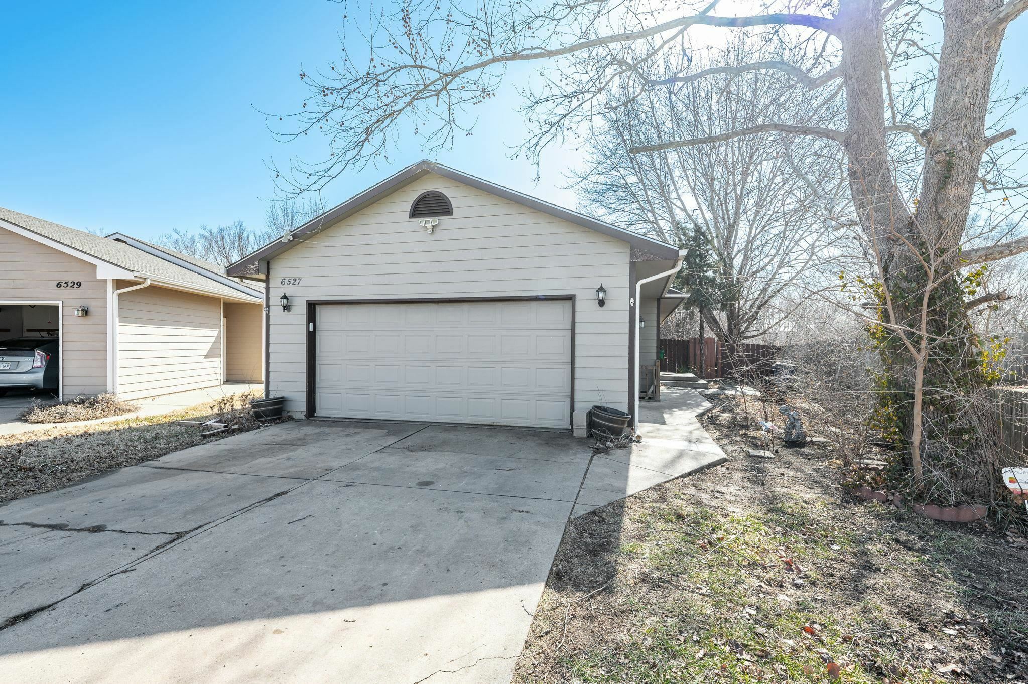 Property Photo: 6527 E Rodeo St KS 67226