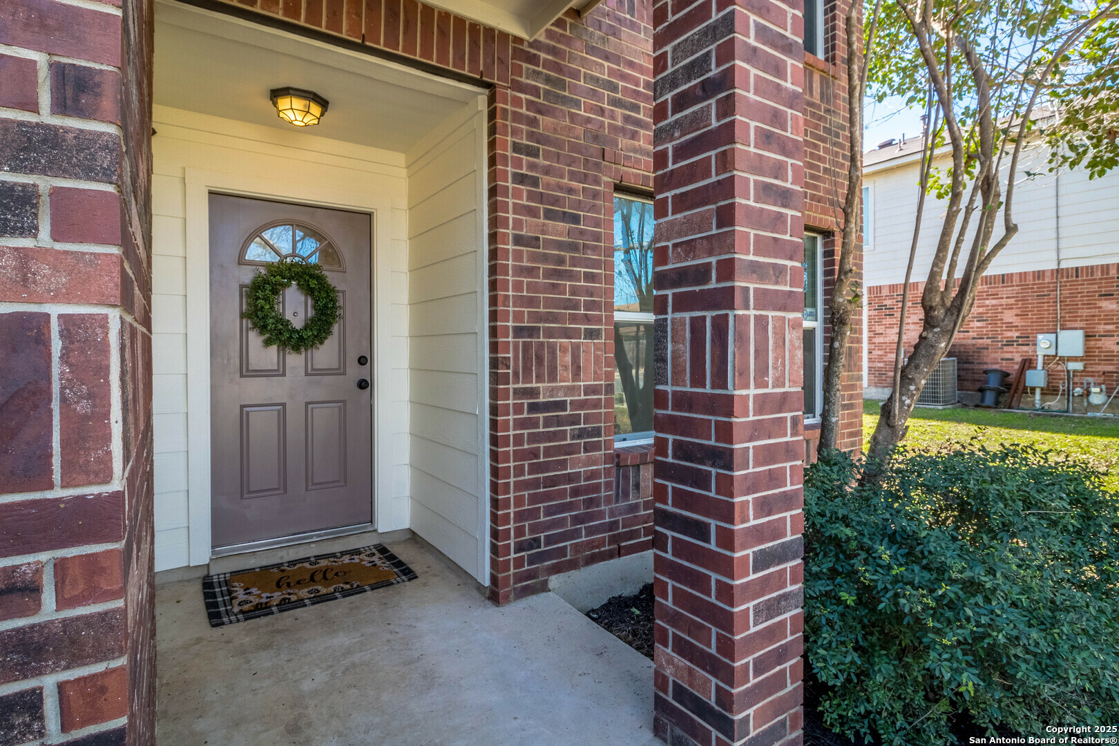 Property Photo:  8206 Rosespur Park  TX 78154 