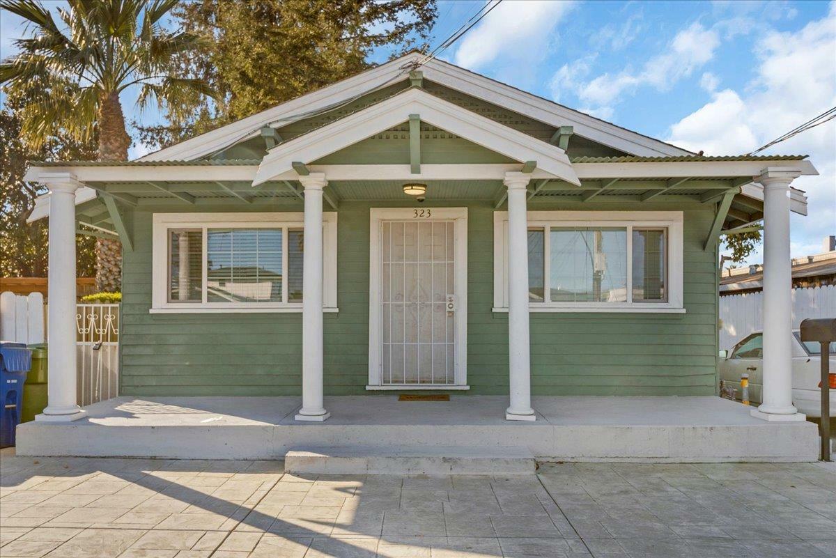 323 Rutland  San Jose CA 95128 photo