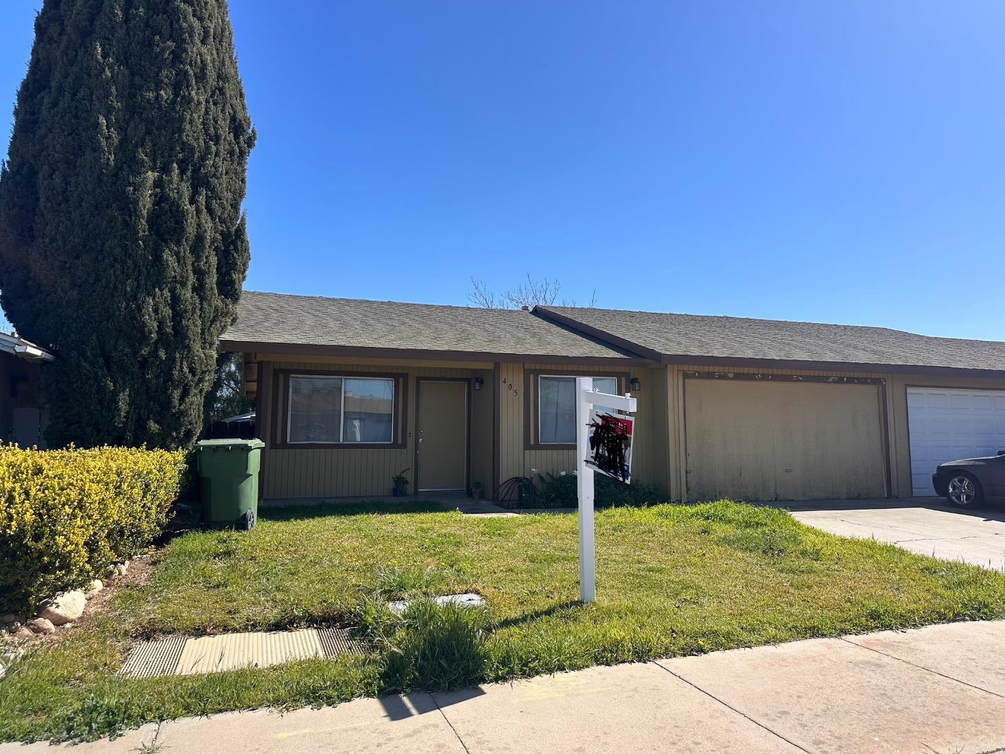 405 Primavera Court  Greenfield CA 93927 photo