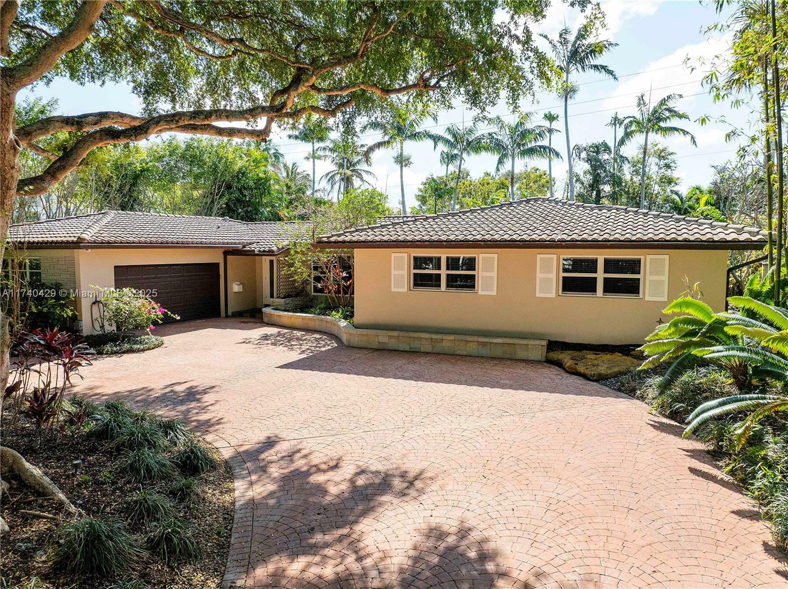 12 Minnetonka Rd  Sea Ranch Lakes FL 33308 photo