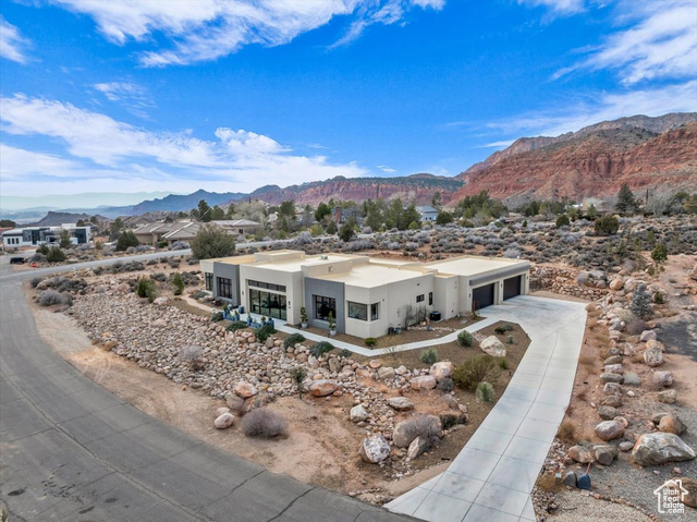 Property Photo: 595 N High Desert Rd UT 84746