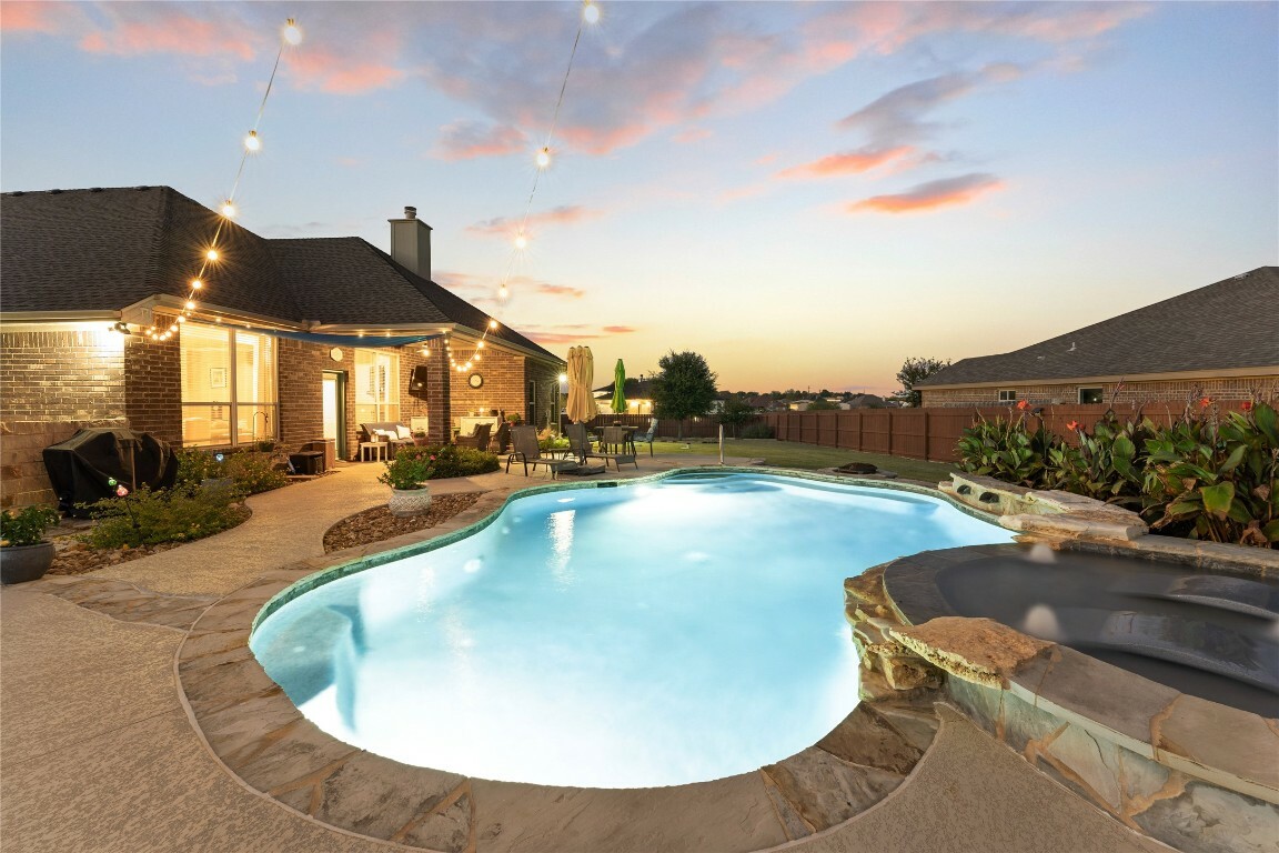 Property Photo:  9601 Bozon Hill Court  TX 76571 