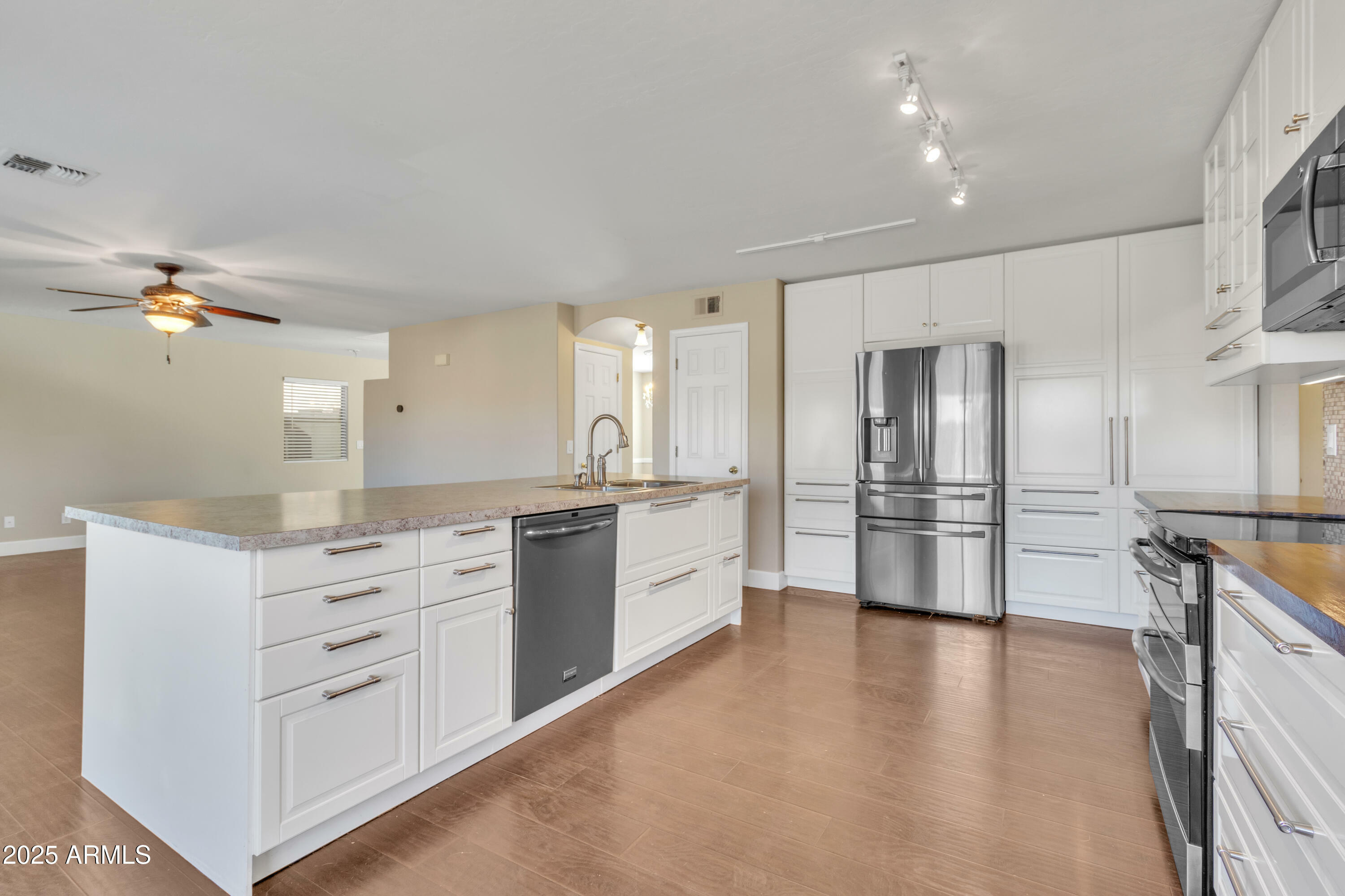 2092 E 36th Avenue  Apache Junction AZ 85119 photo