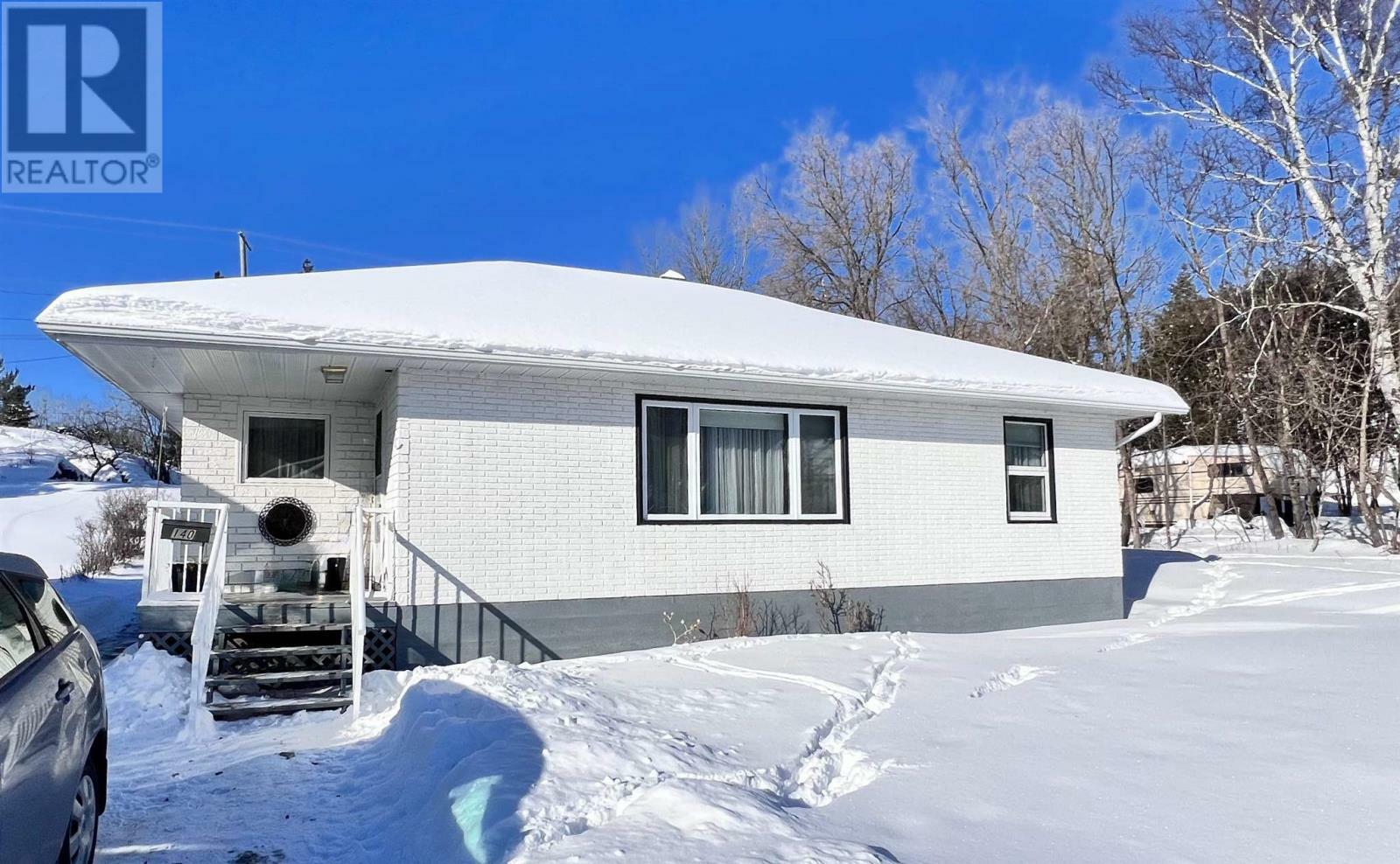 140 Regina Ave  Kenora ON P9N 2Z7 photo