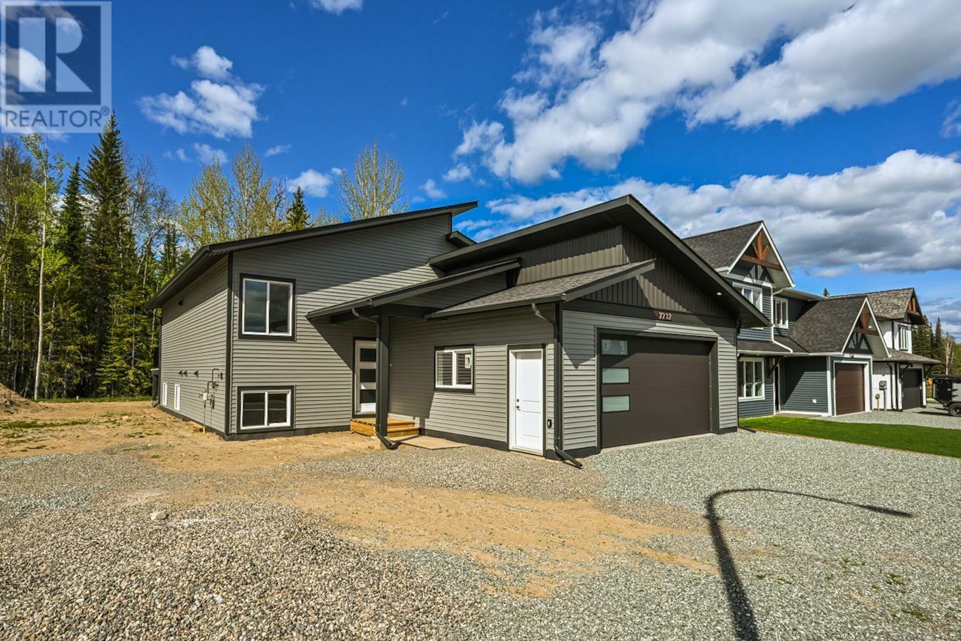 Property Photo: 7232 Hillu Road BC V2K 0B4