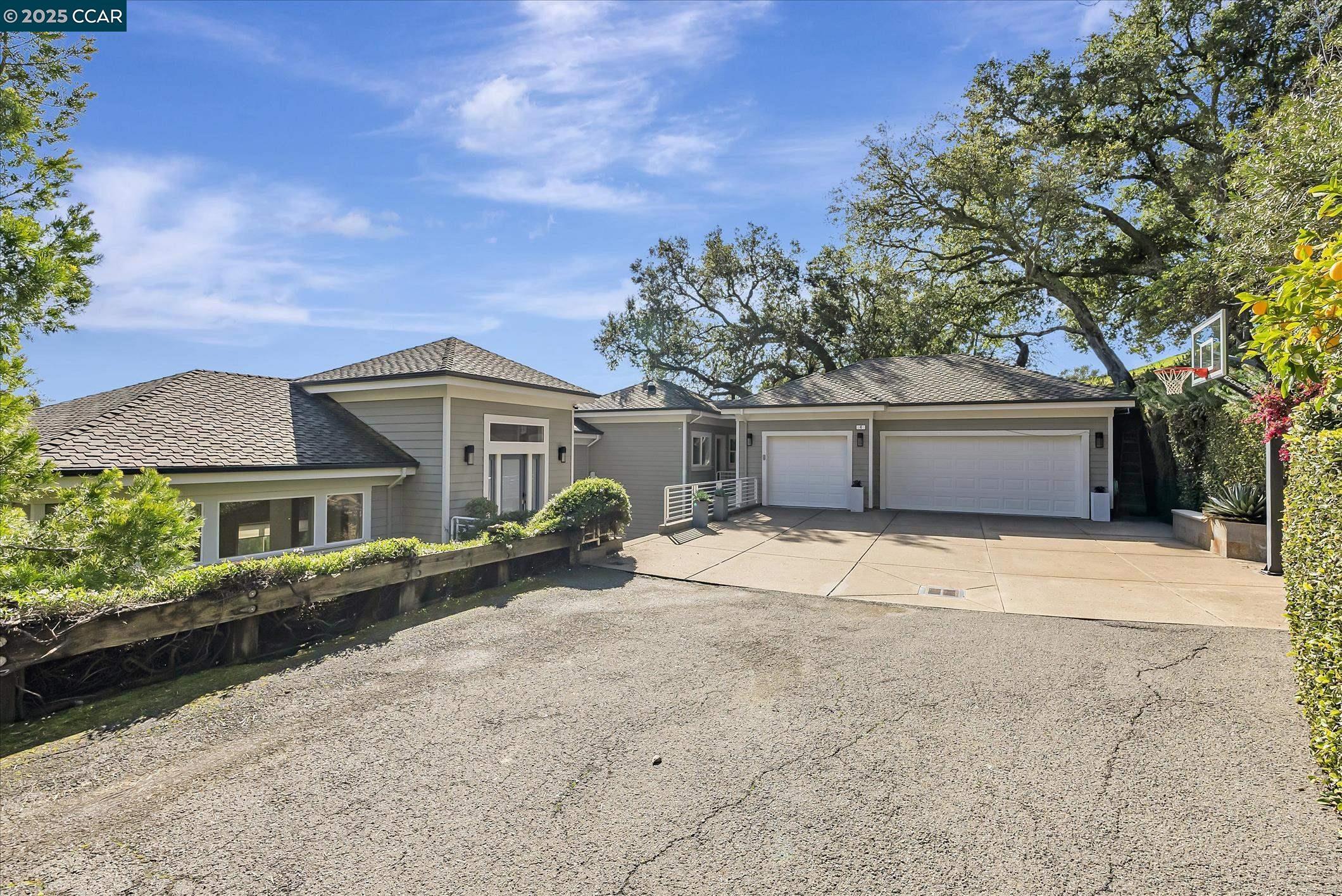 Property Photo: 4 Berrybrook Hollow CA 94563