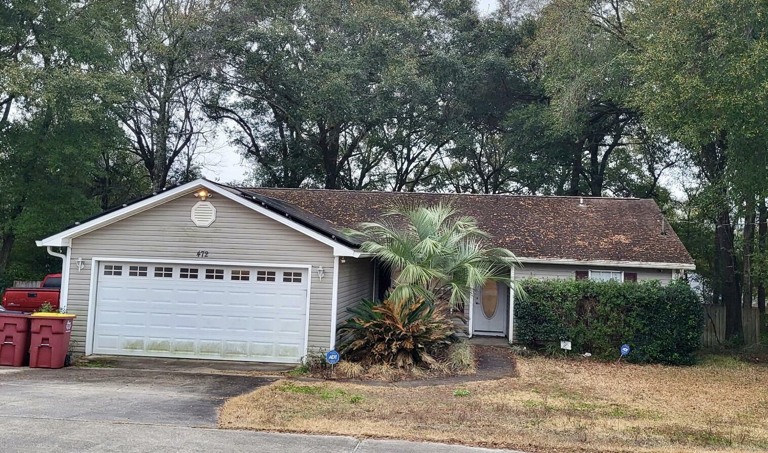 Property Photo:  472 Stillwell Boulevard  FL 32539 