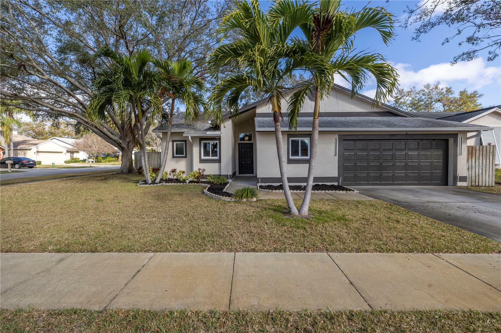 Property Photo:  8359 Wrens Way Pass  FL 33773 