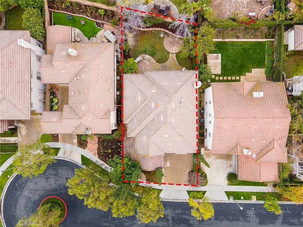 Property Photo: 19 Riverside CA 92602