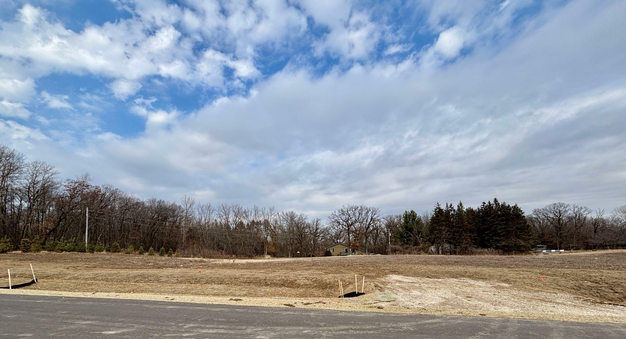 Property Photo:  Xxxx Red Oak Ct, Lot 1  WI 54016 