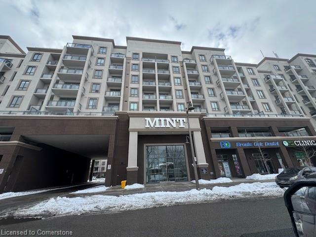 Property Photo: 2486 Old Bronte Road 811 ON L6M 4J2