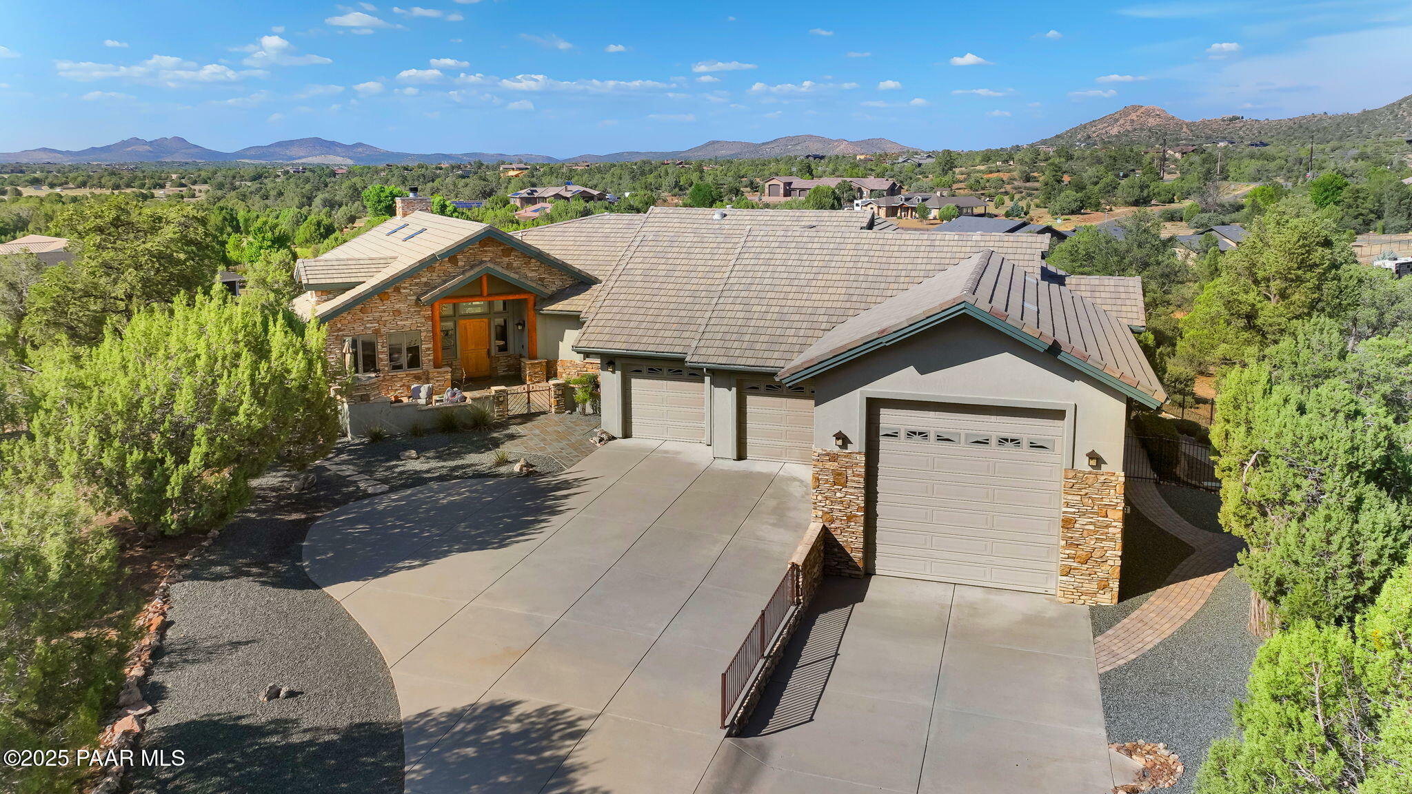 Property Photo: 13995 N Thunderbird Road 74 AZ 86305