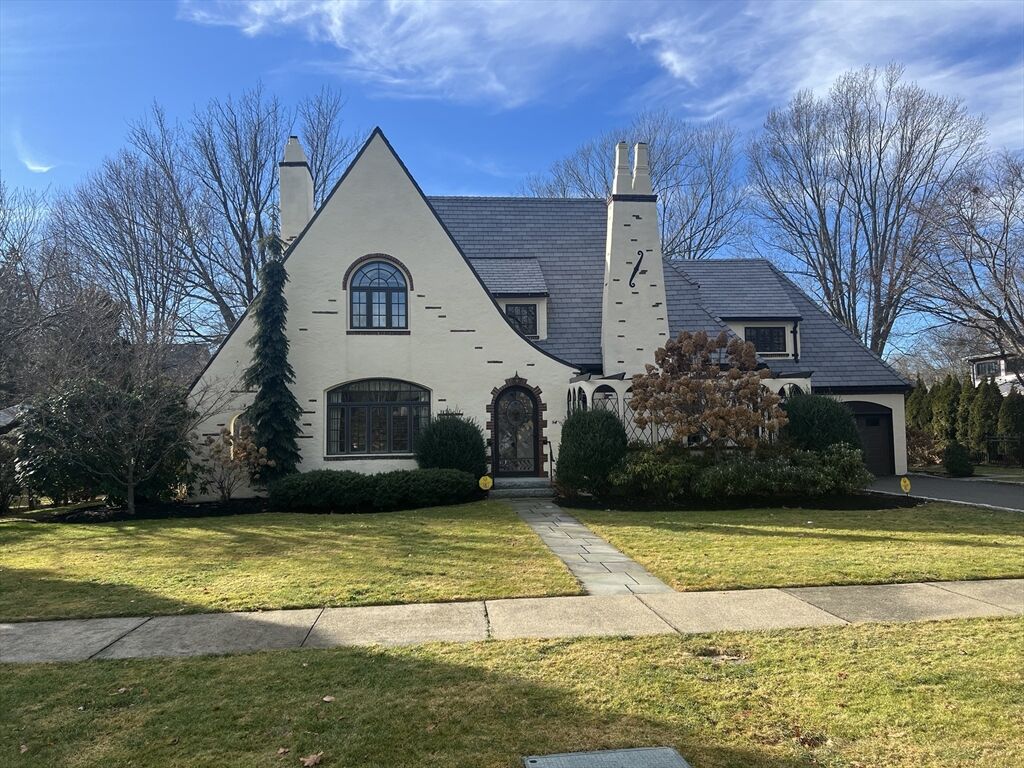 Property Photo:  58 Wedgemere Ave  MA 01890 