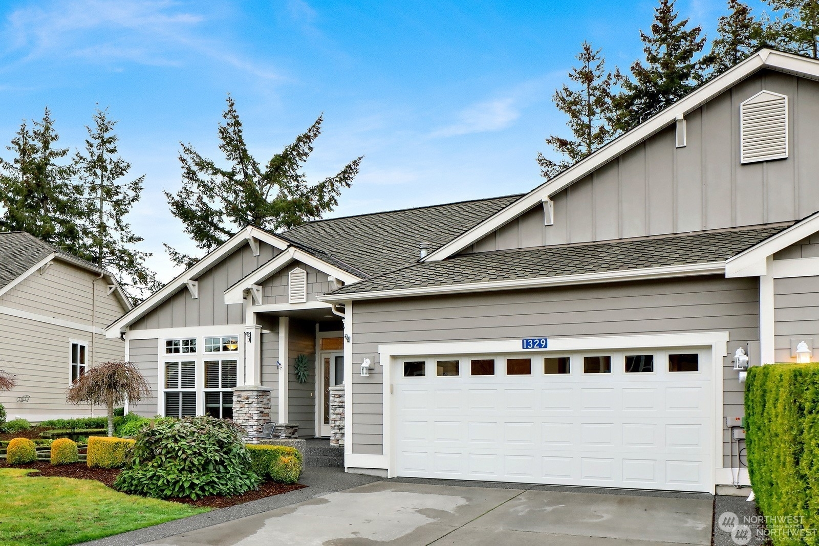 Property Photo:  1329  Eagle Ridge Drive  WA 98274 