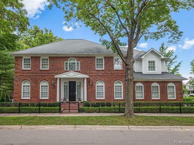 Property Photo: 788 S Bates Street MI 48009