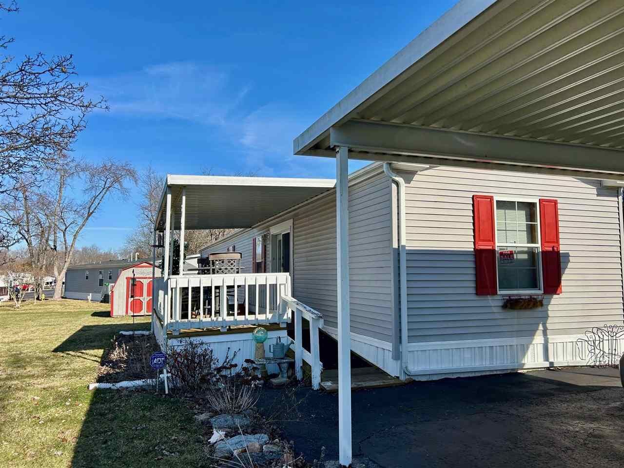 Property Photo:  24 Court Rd  IN 47374 
