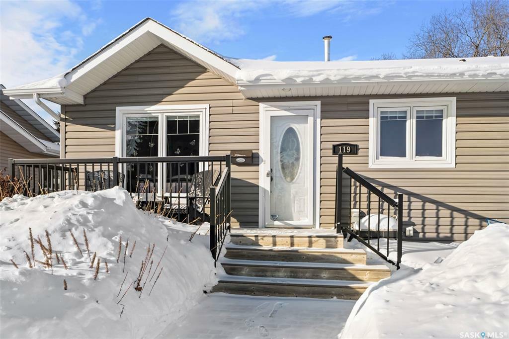 Property Photo:  119 Caldwell Crescent  SK S7M 5E1 