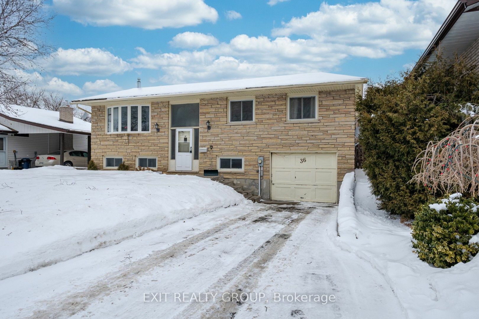 36 Somerset St  Quinte West ON K8V 5T7 photo