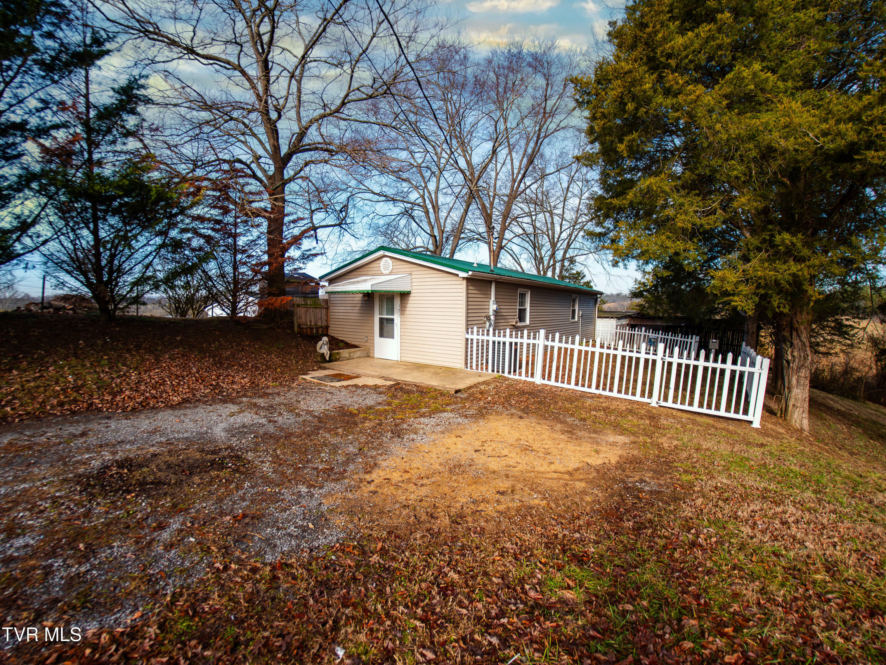 Property Photo:  171 Woodbine Avenue  TN 37711 