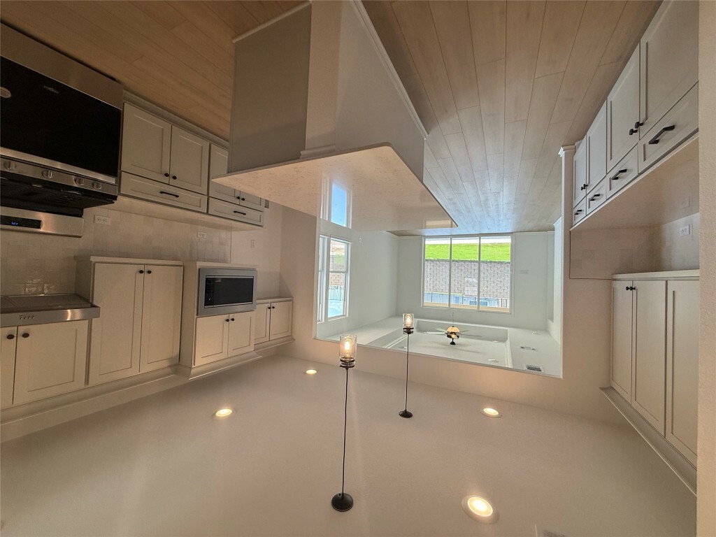 Property Photo: 1204 Winedale Lane TX 78633