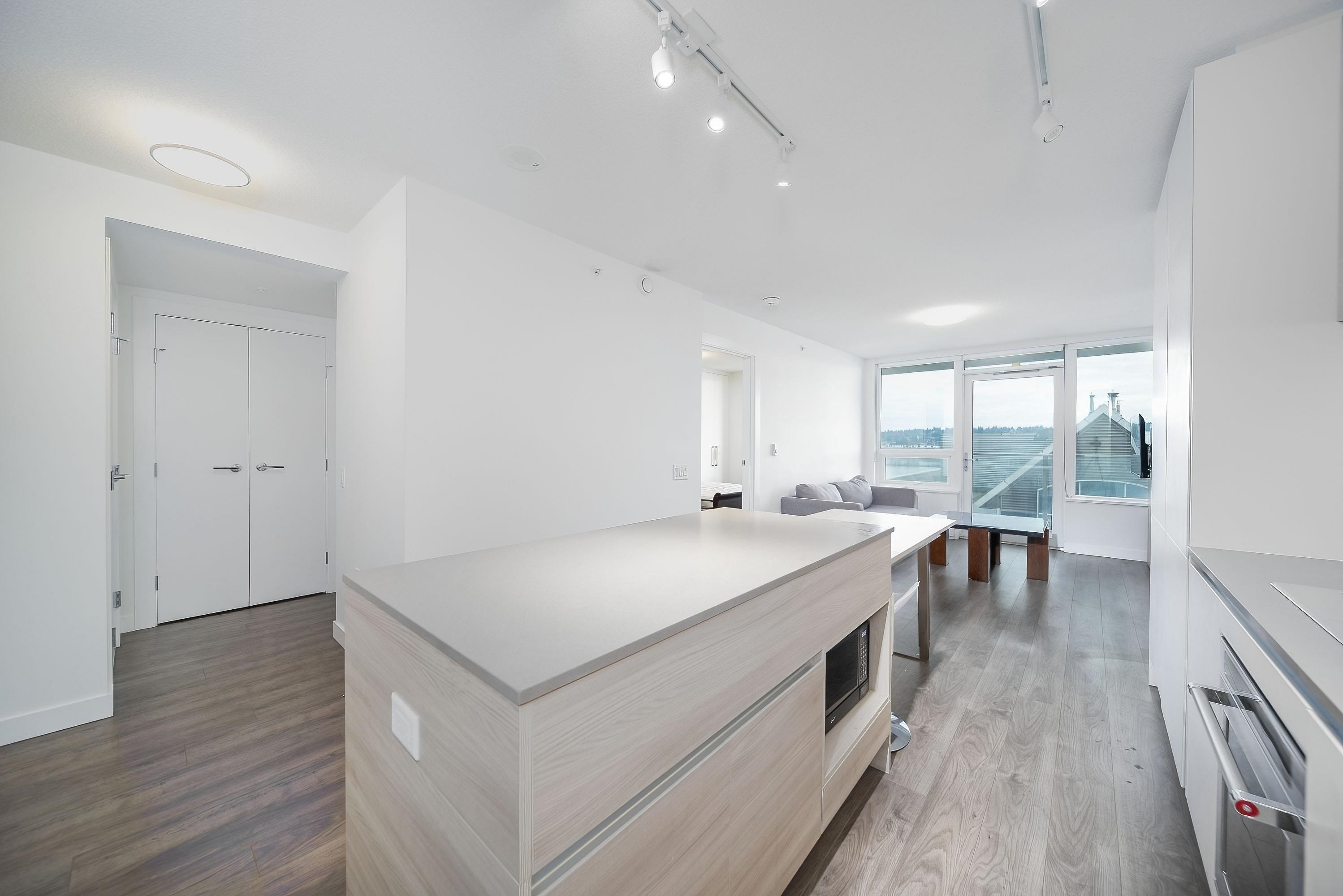 Property Photo: 988 Quayside Drive 710 BC V3M 0L5