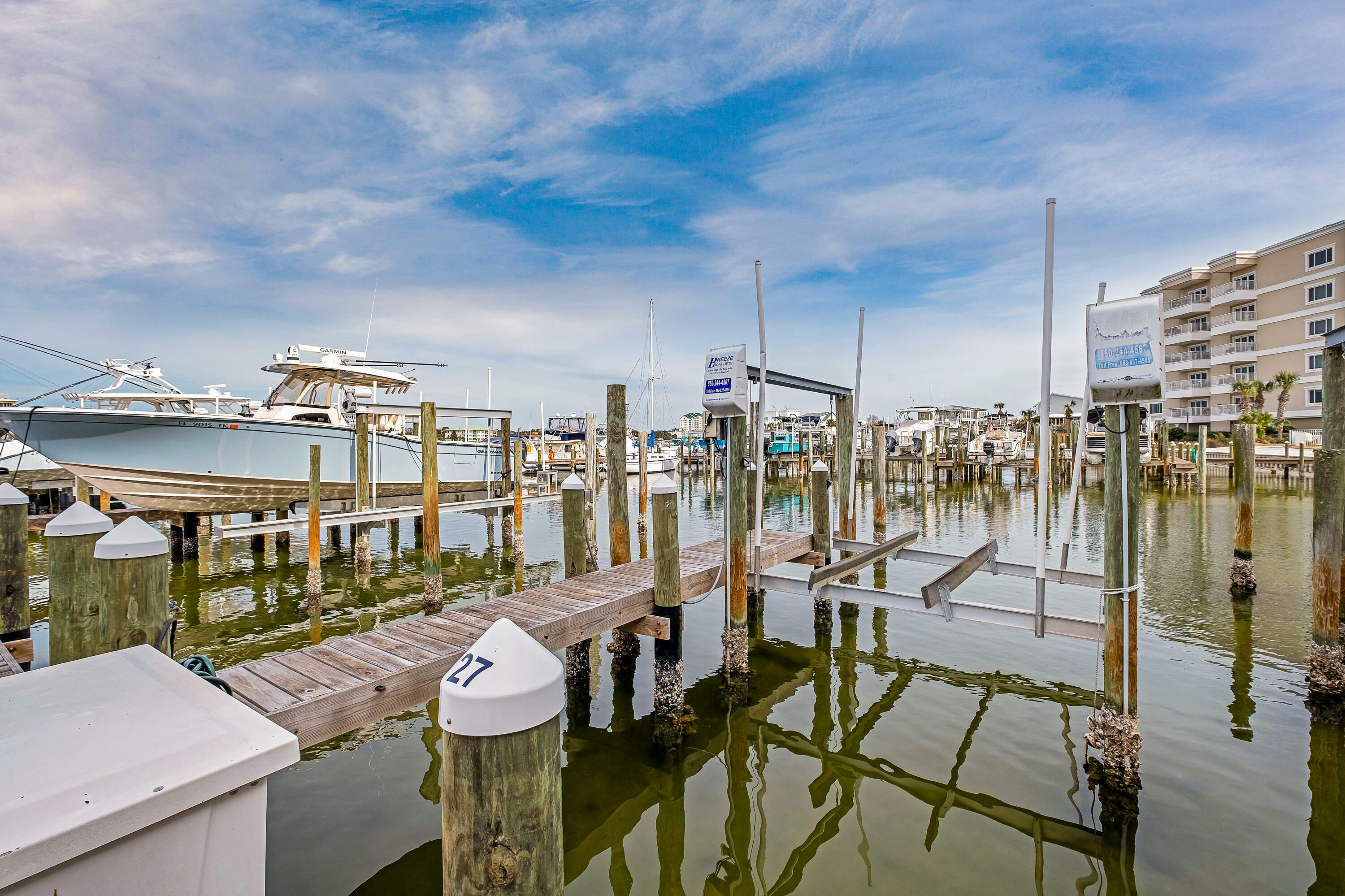 Property Photo: 223 Durango Road 3B FL 32541