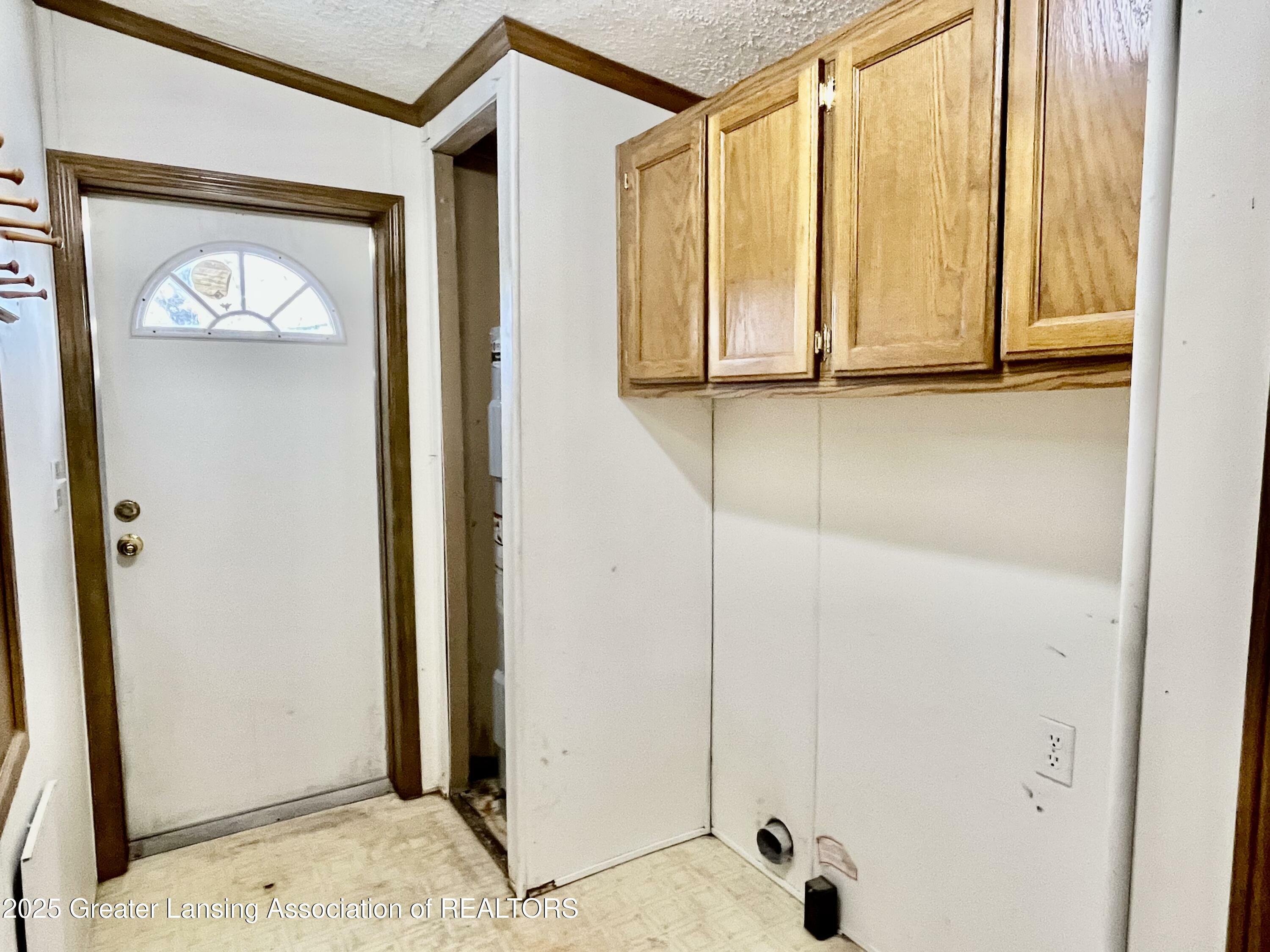 Property Photo:  110 N Morse Street  MI 48871 