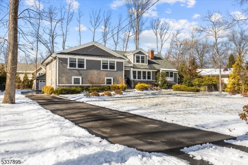 Property Photo:  2087 Arrowwood Dr  NJ 07076 