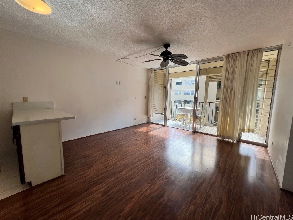 Property Photo:  2345 Ala Wai Boulevard 915  HI 96815 