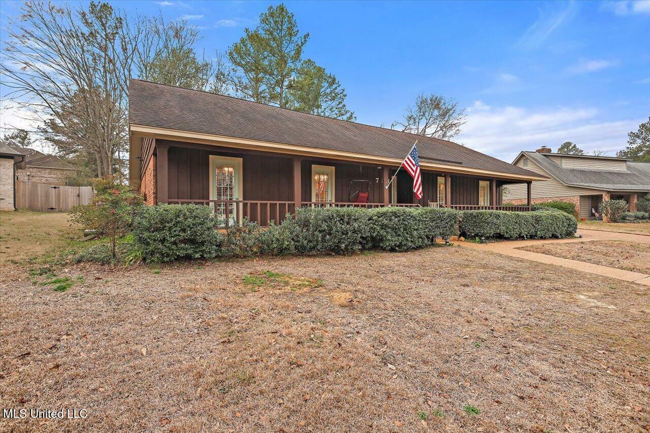 Property Photo:  751 Pine Valley  MS 39208 