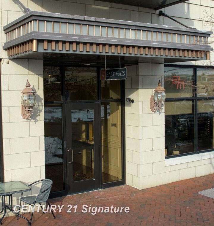 9 E Main Street Unit 304  Bay City MI 48708 photo