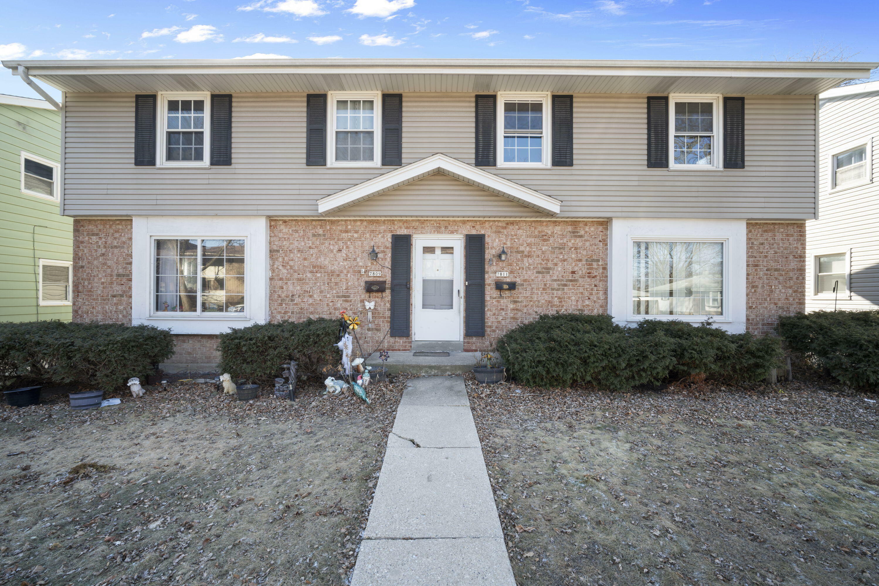 Property Photo:  7809 W Waterford Ave 7811  WI 53220 