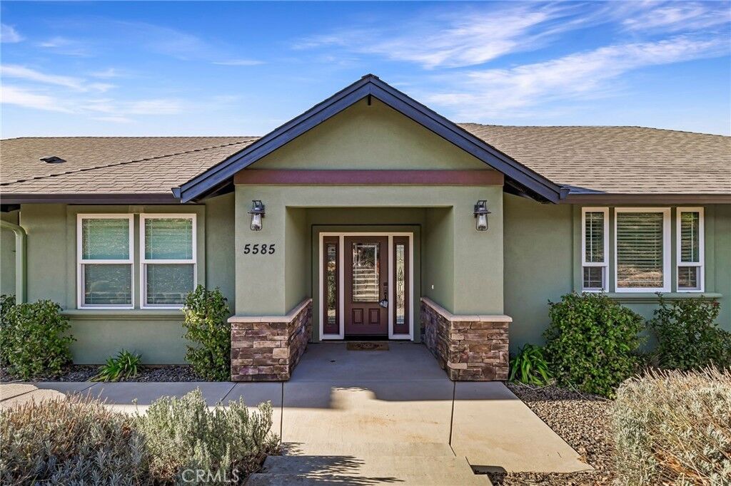 Property Photo:  5585 Schmale Lane  CA 95969 