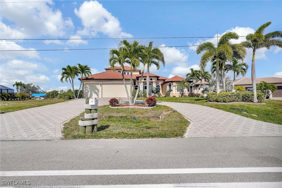 Property Photo:  3231 Embers Parkway W  FL 33993 