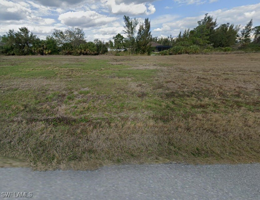 Property Photo:  2009 NE 34th Terrace  FL 33909 