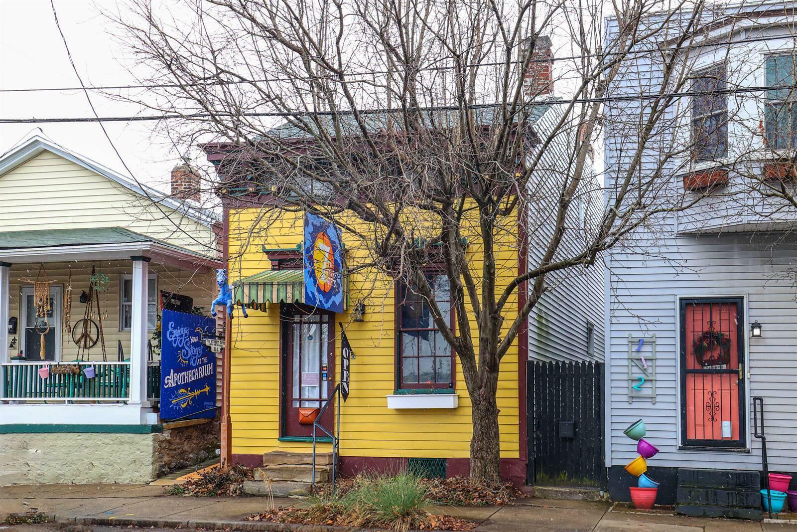 Property Photo:  114 E 7th Street  KY 41071 