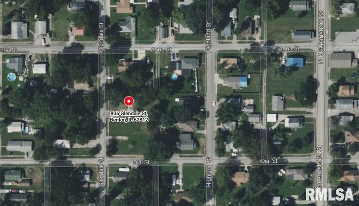 Property Photo:  806 Glendale Street  IL 62812 